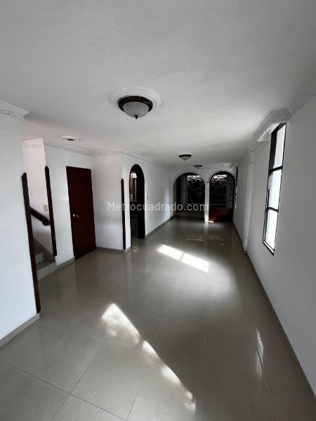Casa en venta Avenida Carabobo 0500-3342